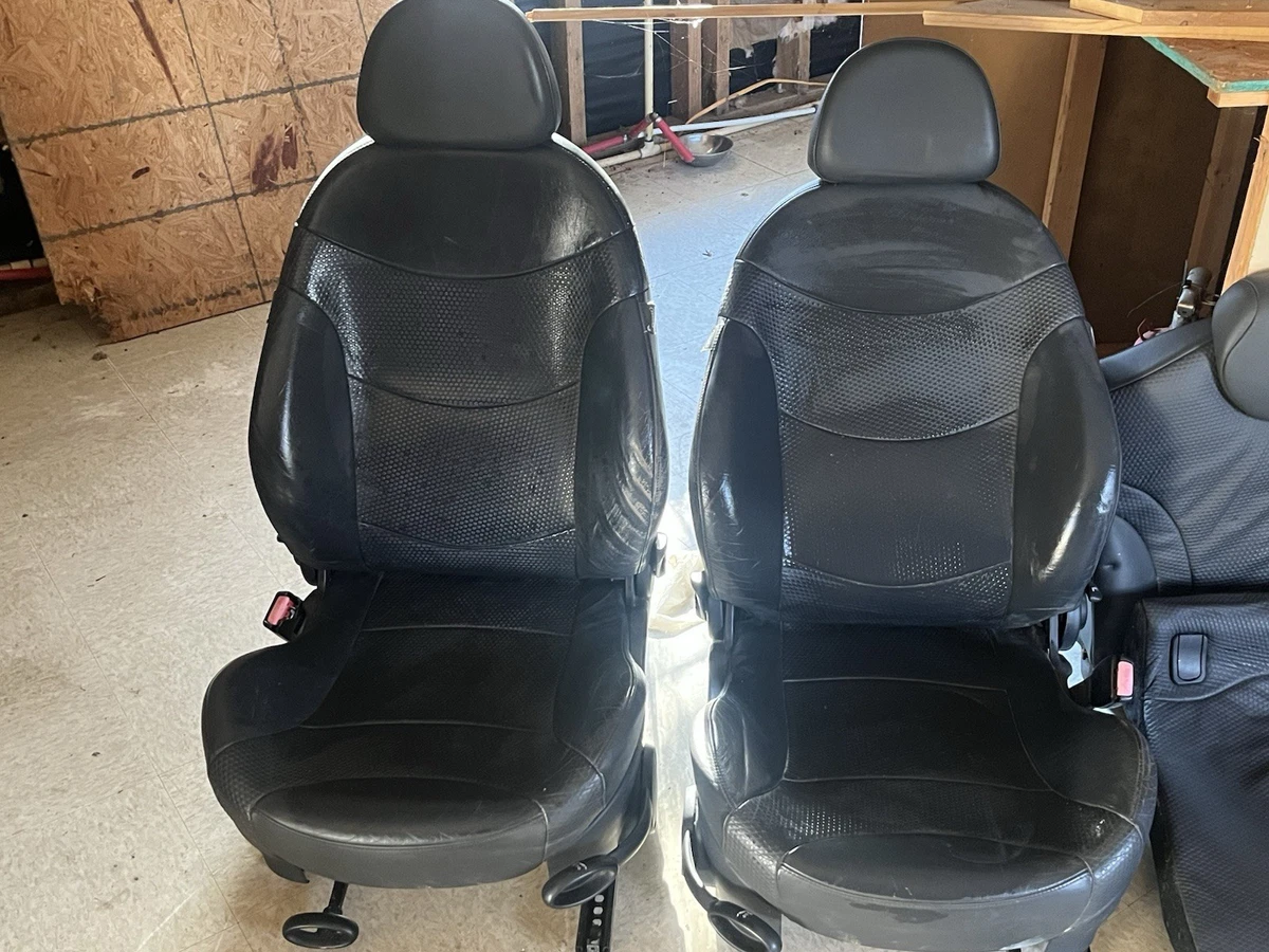 MINI Countryman Front Seats<br>R60 & F60 — Leather or Cloth — MINI Cooper Lebanon