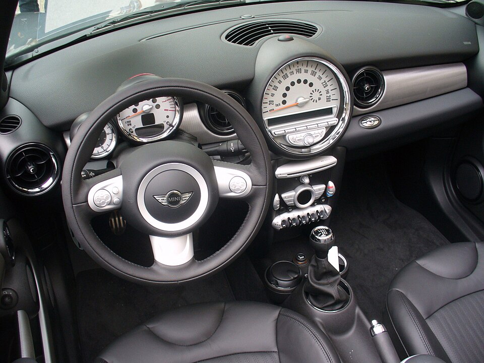 R60 Dashboard Assembly